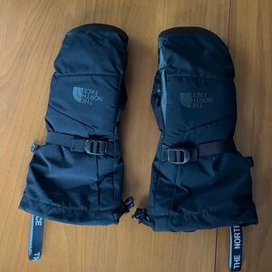 The North Face Black Insulated Ski Mittens